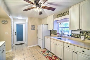 House (3 Bedrooms) | Interior - Spacious Satellite Beach Home: Walk to Shore! (Indian Harbour Beach)