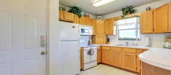 Pool Access & Screened Porch: Sebring Villa!