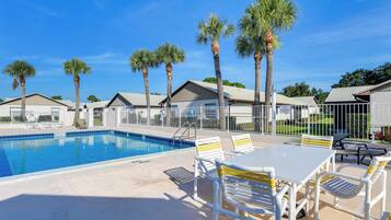 Villa (2 Bedrooms) | Interior