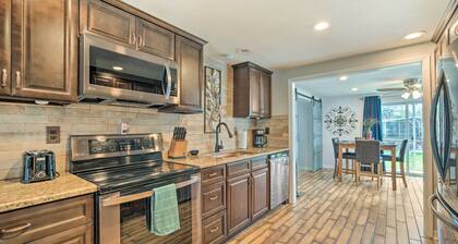 Sun-soaked Hudson Getaway w/ Canal Access!