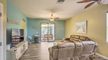 Talo (4 Bedrooms) | Sisätilat