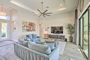 Interior - Sun-seekers Getaway: Lavish Cape Coral Villa (Cape Coral)