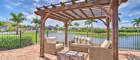 Apartment (3 Bedrooms) | Front of property