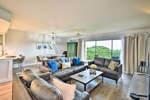 Apartment (3 Bedrooms) | Living area - Updated Ormond Beach Condo: Relax & Explore! (Ormond Beach)