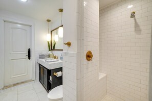 Apartment (0 Bedroom) | Interior - South Tampa Studio in Desirable Historic District! (Tampa)