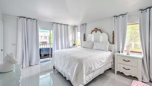House (3 Bedrooms) | Interior - Waterfront Marco Island House With Shared Dock! (Marco Island)