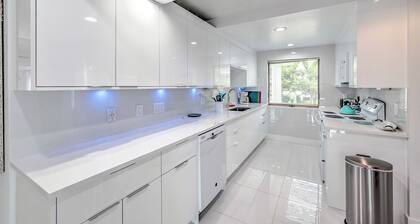 Waterfront Marco Island House With Shared Dock!