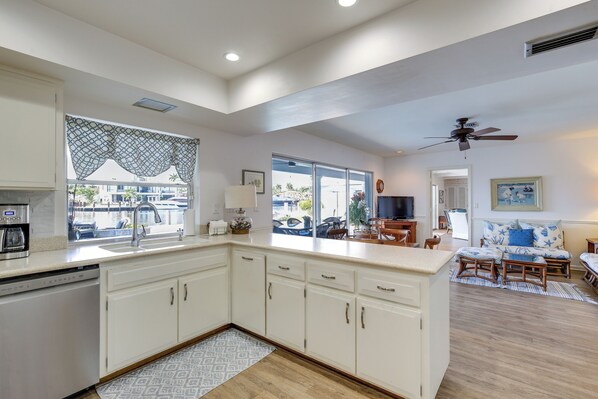 منزل (4 Bedrooms) | المنشأة من الداخل