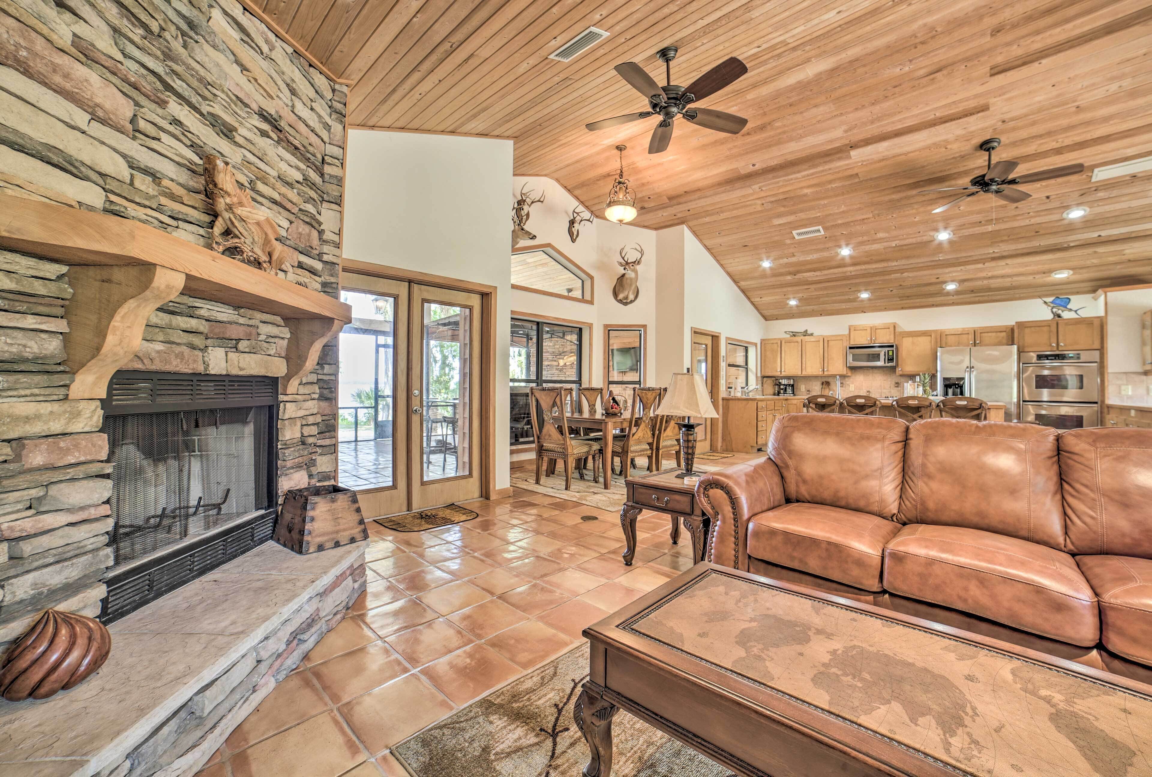 Welaka House W/private Dock on St Johns River