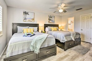 Apartment (2 Bedrooms) | 2 bedrooms, laptop workspace, iron/ironing board, bed sheets