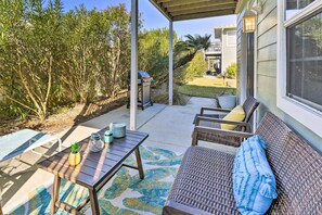 Terrace/patio - 'tipsy Turtle' Condo w/ Patio & Harbor Access (Destin)
