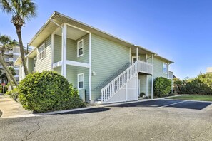 Exterior - 'tipsy Turtle' Condo w/ Patio & Harbor Access (Destin)