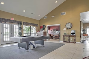 Villa (4 Bedrooms) | Interior