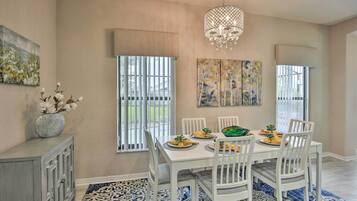 Vila (4 Bedrooms) | Parte interna