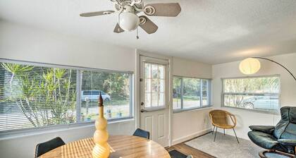 Tropical Port Charlotte Cottage - Walk to Bay!