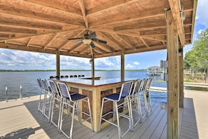 House (4 Bedrooms) | Interior - Waterfront Winter Haven Home With Dock & Hot Tub! (Winter Haven)