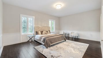 Royal Villa | 5 bedrooms, free WiFi, bed sheets