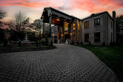 Waterfront Royal Villas