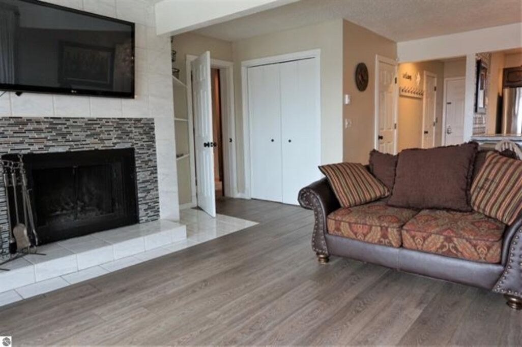 Bellaire, MI 2Bed, 3Bath Condo Shanty Creek-Ski-in/out-World Class Golf Sleeps 8