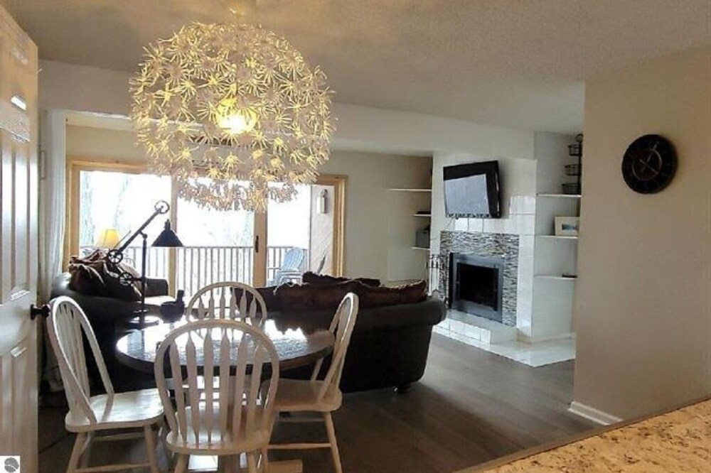 Bellaire, MI 2Bed, 3Bath Condo Shanty Creek-Ski-in/out-World Class Golf Sleeps 8