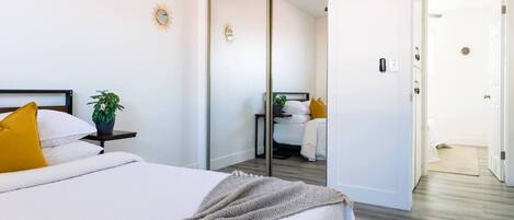 Desk, iron/ironing board, free WiFi, bed sheets
