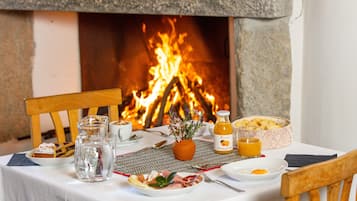 Free daily local cuisine breakfast