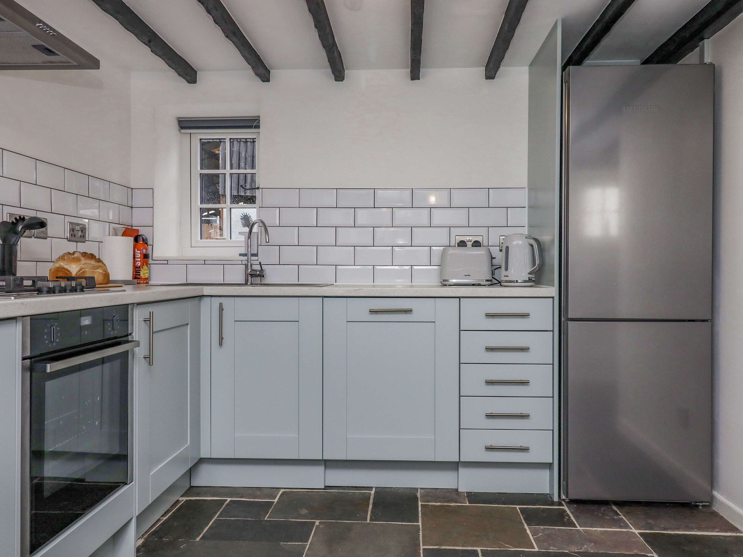 STRAWBERRY BANK - PIPISTRELLE, pet friendly in Bridgerule