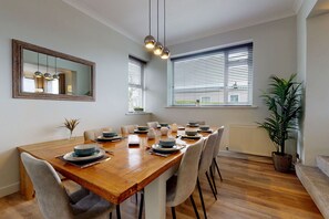 Dining - Berthlwyd Coach House (Conwy)