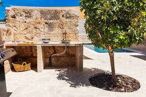 Terrace/patio - Can Granado - tranquility, design and comfort (Maria de la Salut)