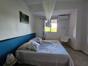 2 bedrooms, iron/ironing board, travel crib, free WiFi