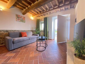 Smart TV - Relax&Business [Wi-fi, TV HD, Parcheggio gratuito] (Capannori)