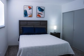 4 camere, ferro/asse da stiro, Wi-Fi gratuito, lenzuola