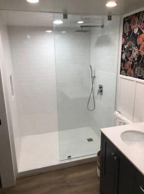 Hair dryer, towels, soap, shampoo