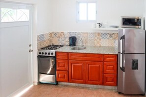 Private kitchen - Embrace Aruba Vacation Rentals.... (Santa Cruz)