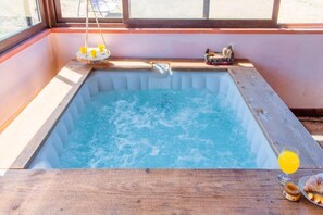 Indoor spa tub - Tranquility in nature (Palazzolo Acreide)