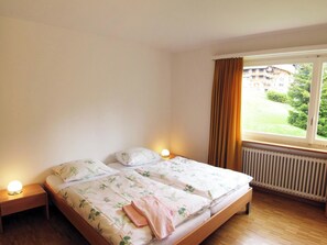 2 bedrooms, Internet