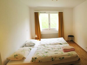 2 Schlafzimmer, Internetzugang