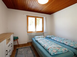 4 bedrooms, Internet