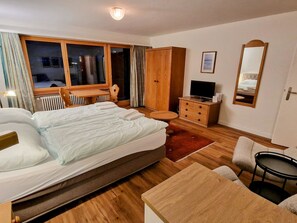 1 quarto, acesso à internet
