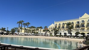 Indoor pool, outdoor pool - Vilamoura Lake (Quarteira)