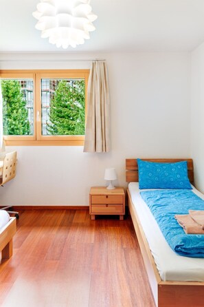3 bedrooms, Internet