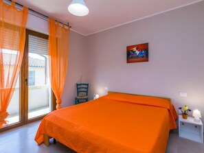 2 bedrooms, iron/ironing board, WiFi - Marequì by Interhome (San Vincenzo)