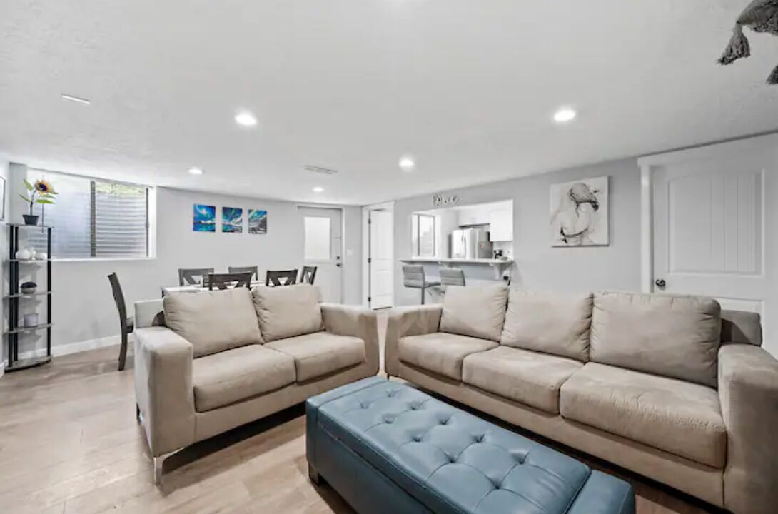 Blue Sky Oasis /Spacious & Cozy / walkout basement