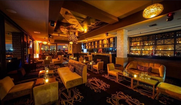 Bar (in der Unterkunft)