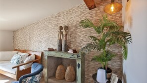 Interior - Mira appartement climatisé, vue mer, centre de Calvi, proche port et plage (Calvi)