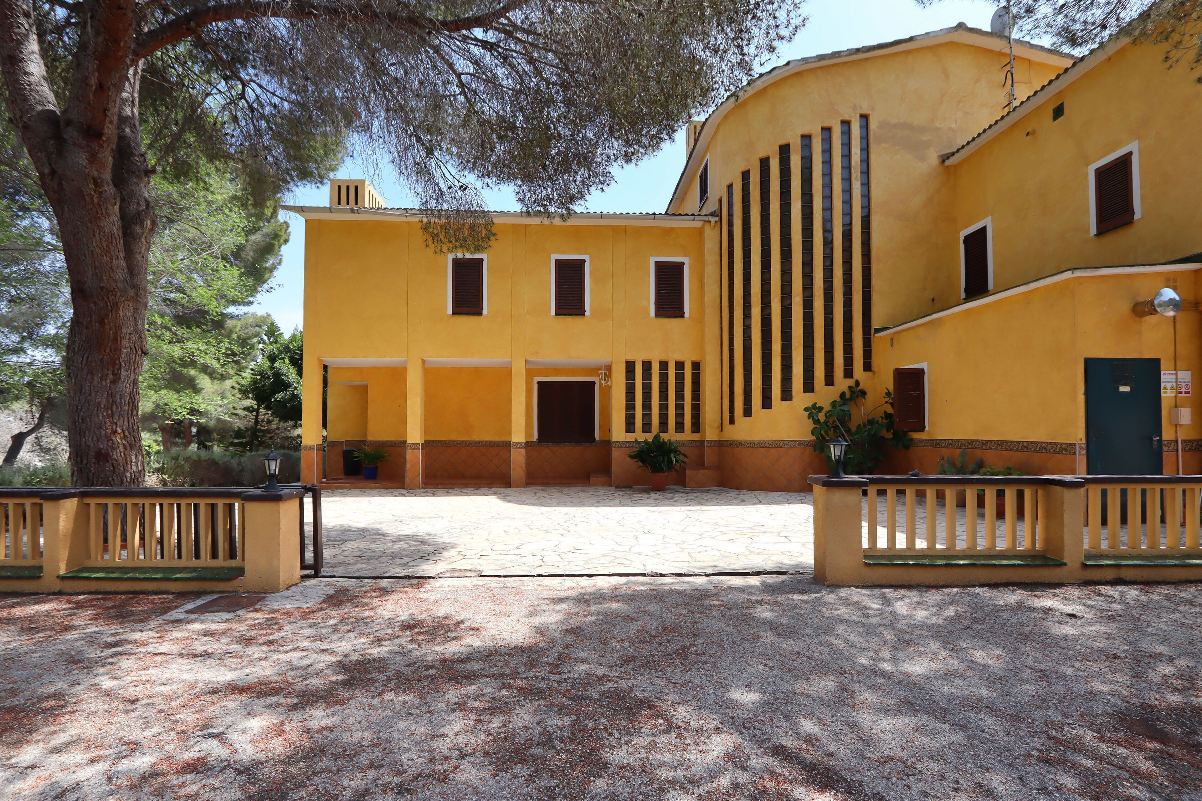 Exclusive environment surrounded by nature 10 minutes from the beach.