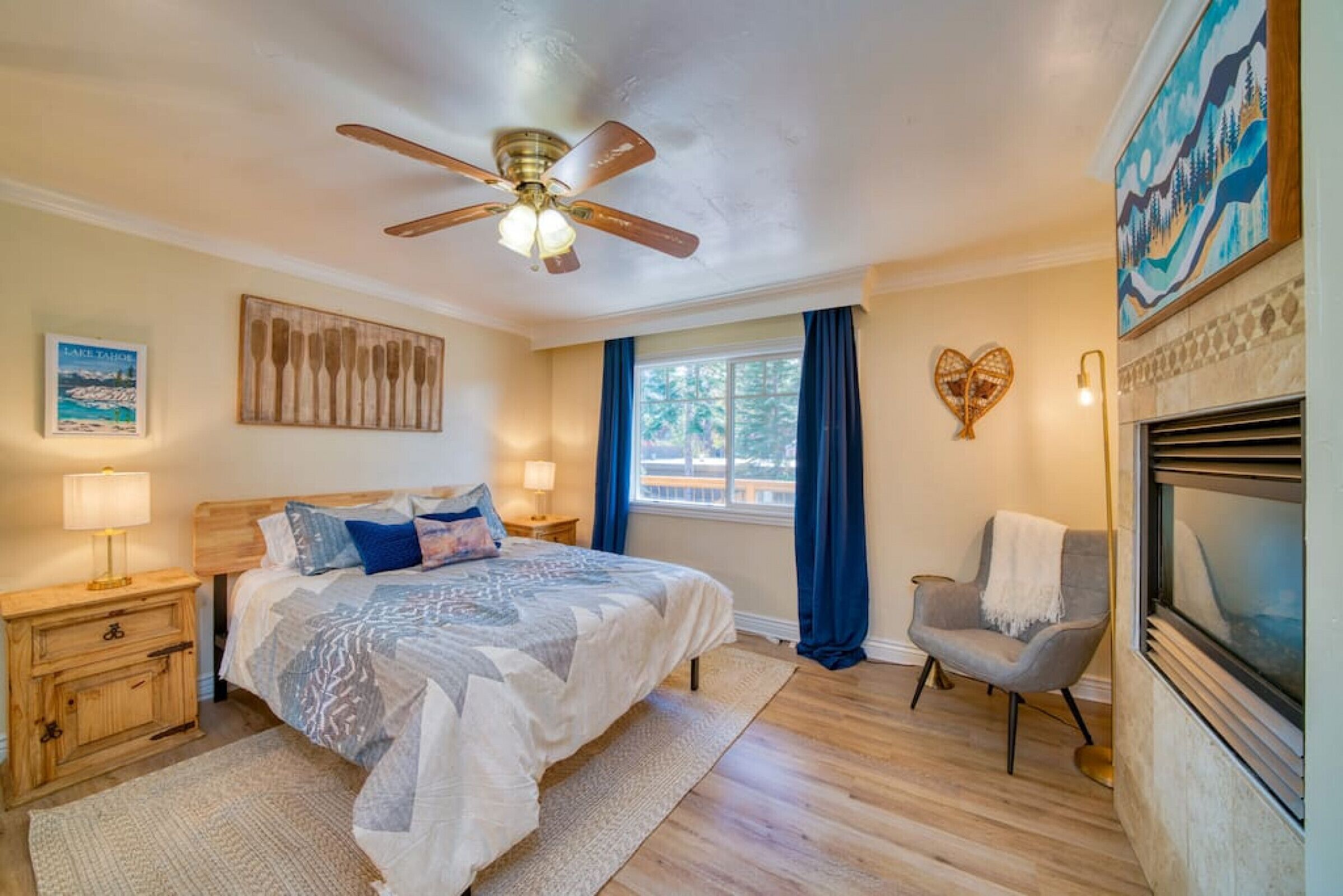 Tahoe Unit 14 · Spacious 2 Bedroom 2 Bath Next to Lake, Ski Village