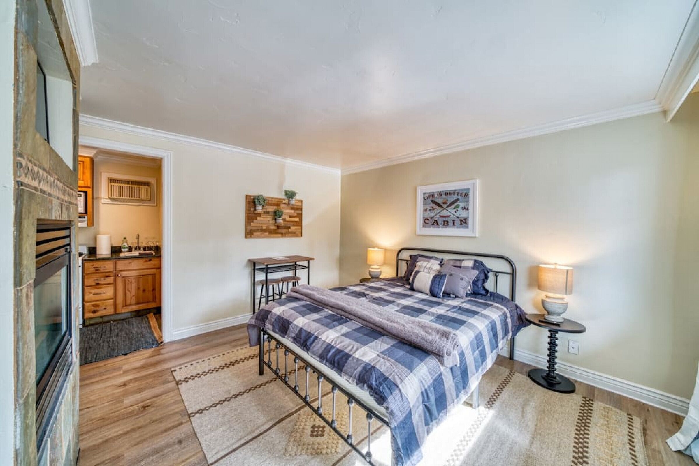 MML Unit 7 · New Listing Discount Slopes Open! Studio & Kitchen