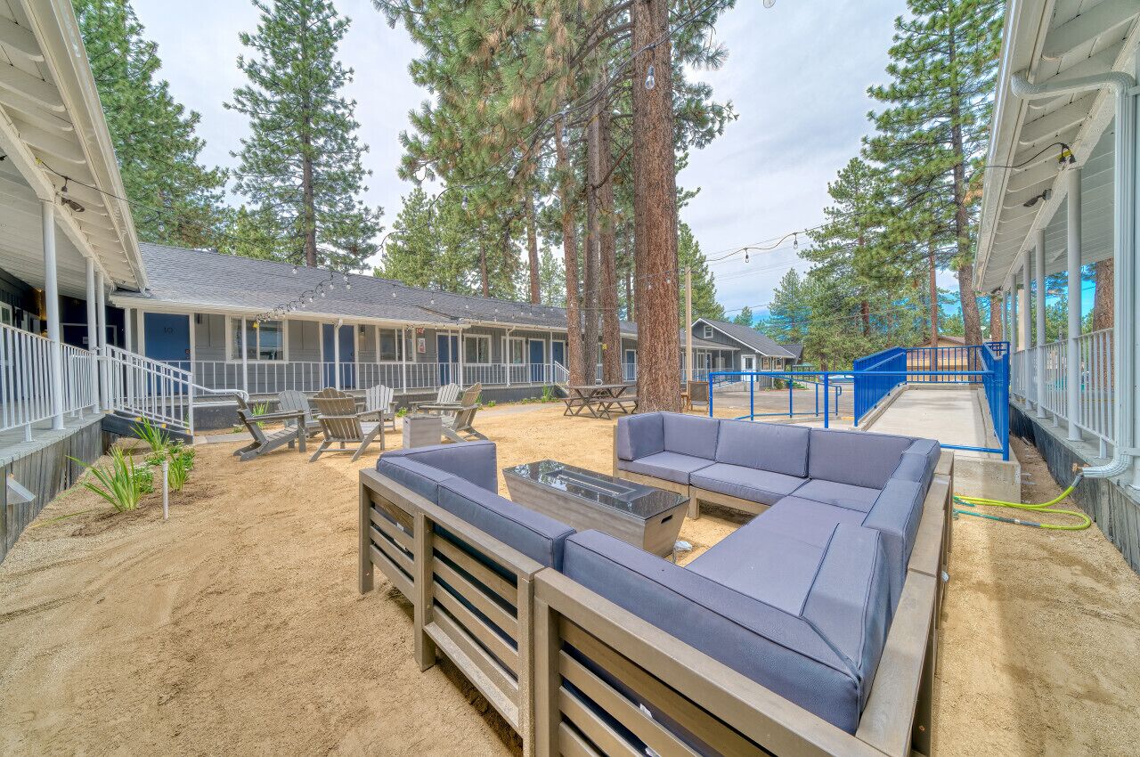 AL Unit 7 · Adventure Lodge