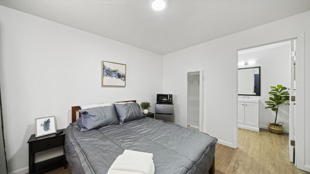 AL Unit 7 · Adventure Lodge